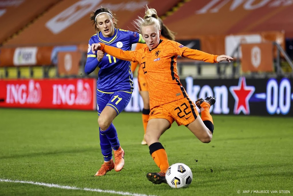 PSV haalt middenveldster Kaagman uit Engeland