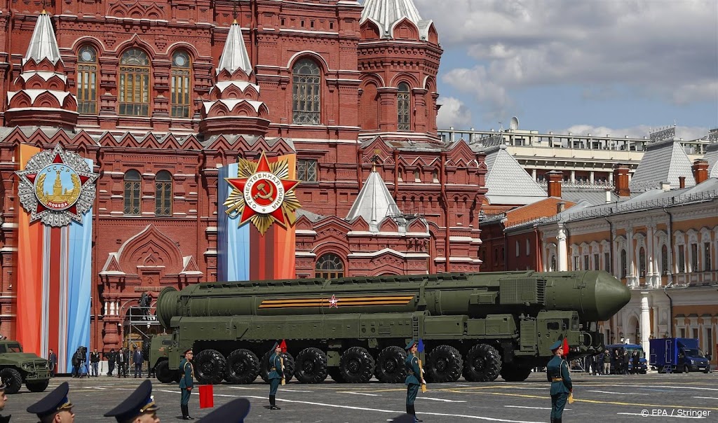 Britten zien in militaire parade Moskou zwakte van Russisch leger