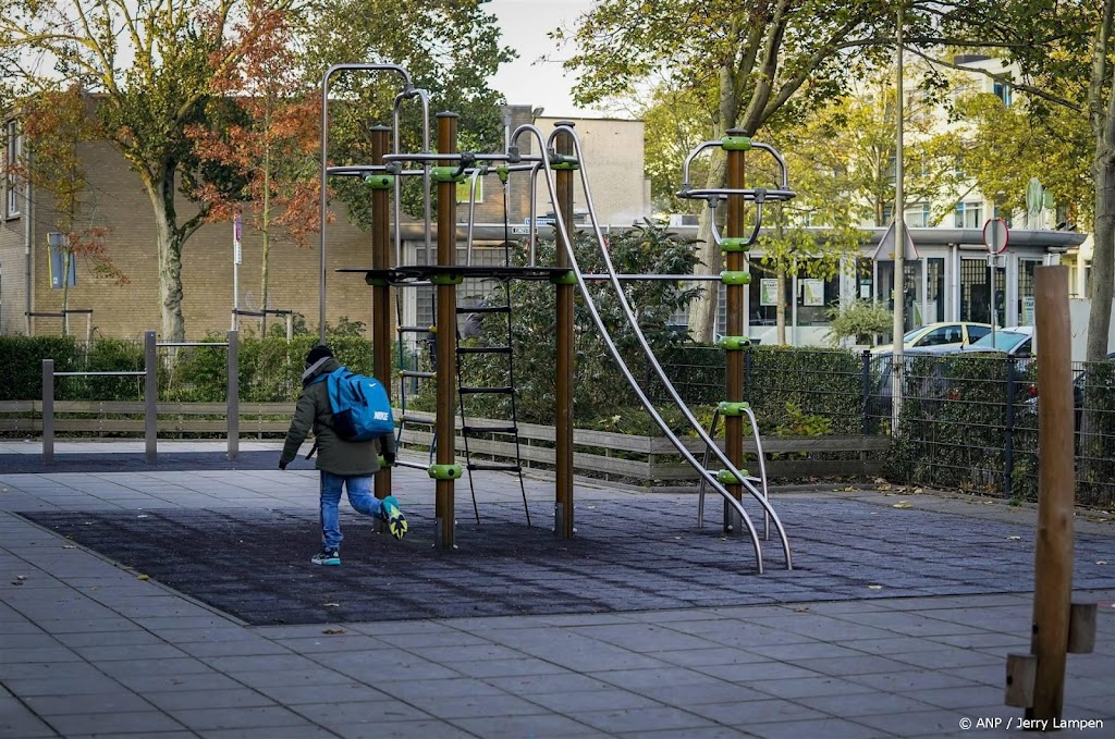 13.700 jongeren ondanks leerplicht thuis, stijging van een derde