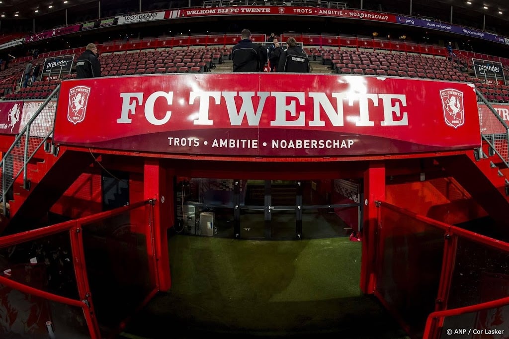FC Twente contracteert jeugdspeler Ribbers