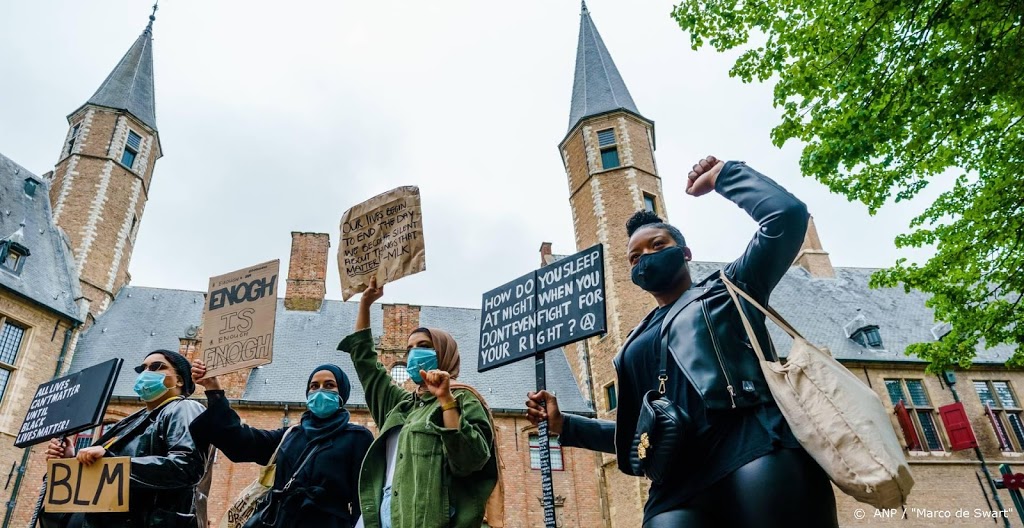'Coördinator nodig voor aanpak discriminatie in openbare ruimte'