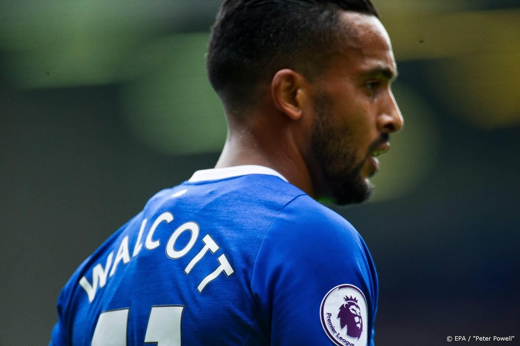 Everton-speler Walcott mist hervatting Premier League na operatie