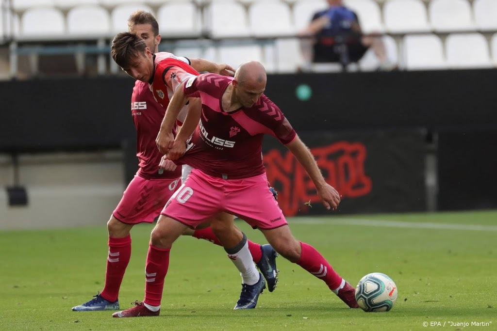Vallecano wint eerste wedstrijd Spaans voetbal na coronapauze
