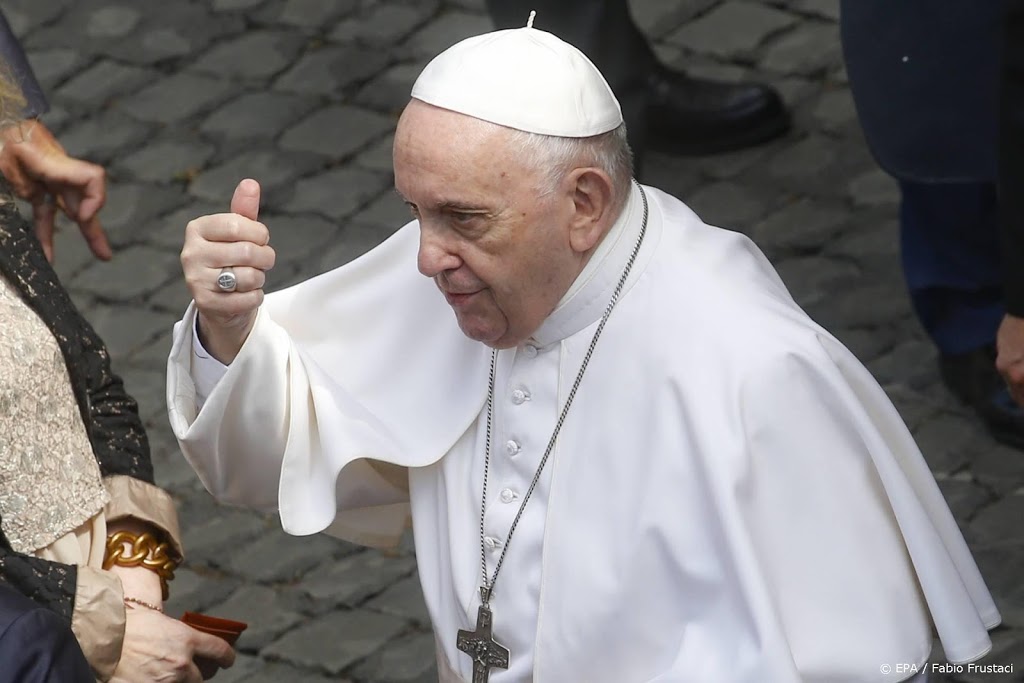 Paus weigert ontslag van Duitse bisschop Marx