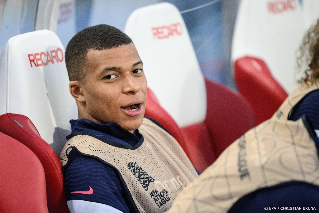 Mbappé redt punt voor Frankrijk tegen Oostenrijk