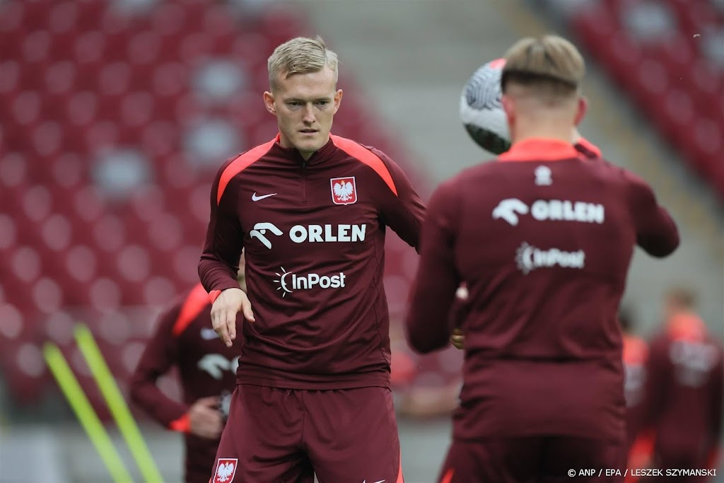 Poolse spits Swiderski loopt blessure op richting duel met Oranje
