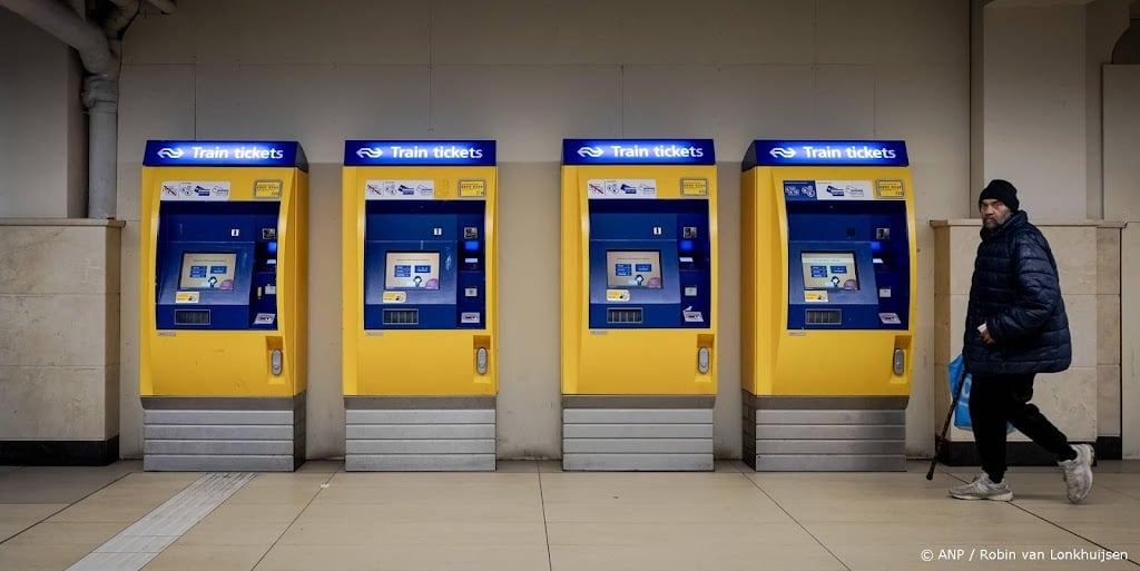 NS: Staking donderdag gaat niet door, bonden meldden te laat aan