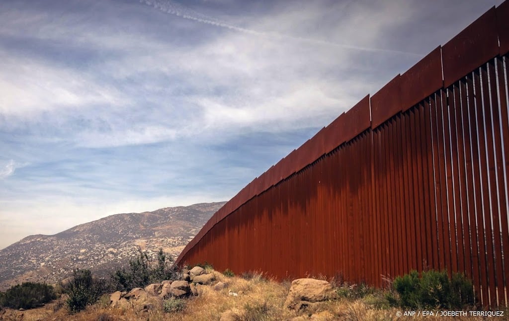 VS verwachten muur langs Mexicaanse grens eind 2027 te voltooien