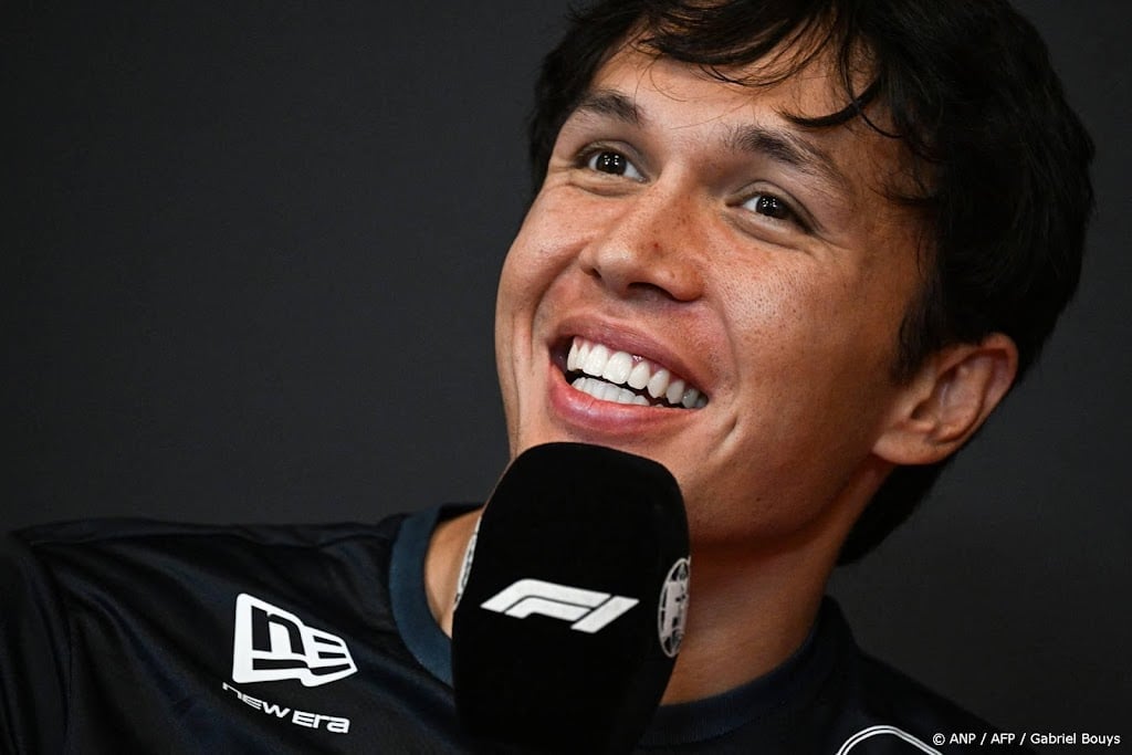 Coureur Albon brengt eerbetoon aan 'Williams-legende' Mansell