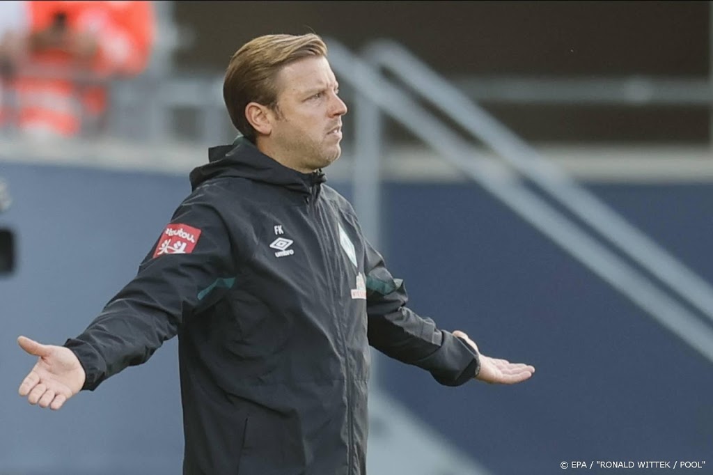 Duitse voetbalclub Werder Bremen houdt vertrouwen in trainer
