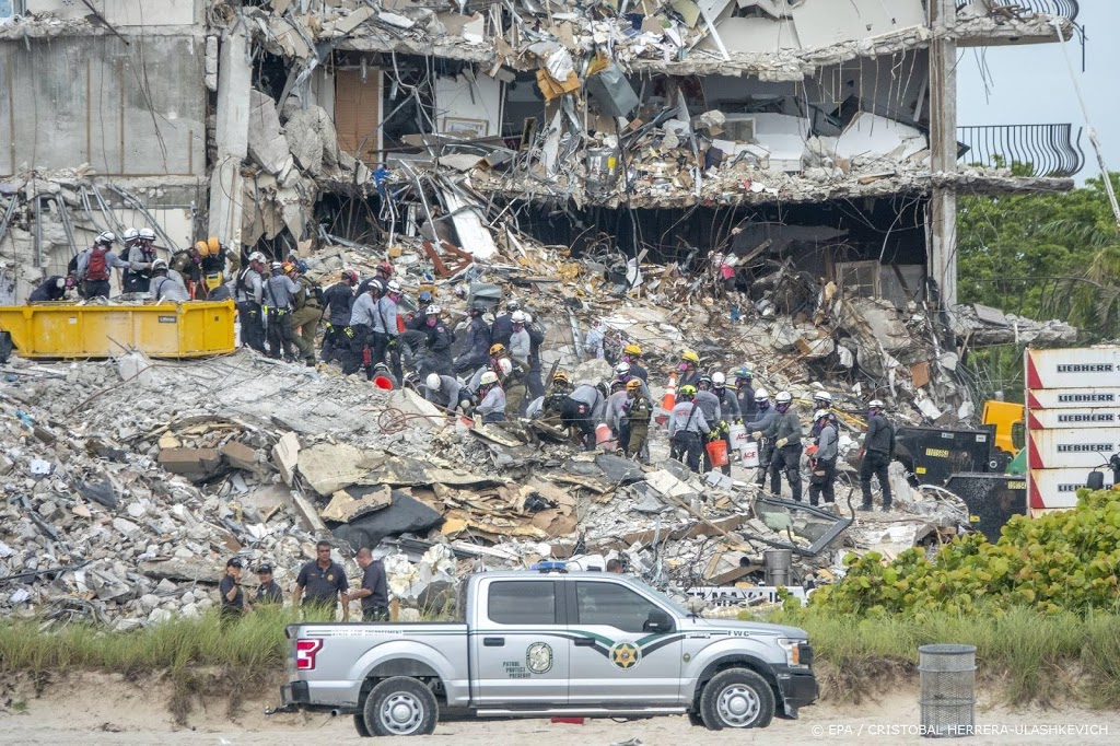 Dodental ingestort flatgebouw bij Miami gestaag richting 100