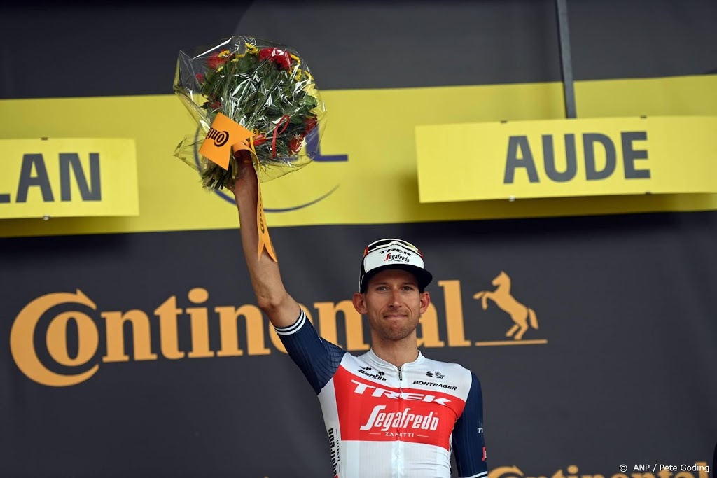 Na mislukte aanvallen in de Giro wint Mollema wel in de Tour