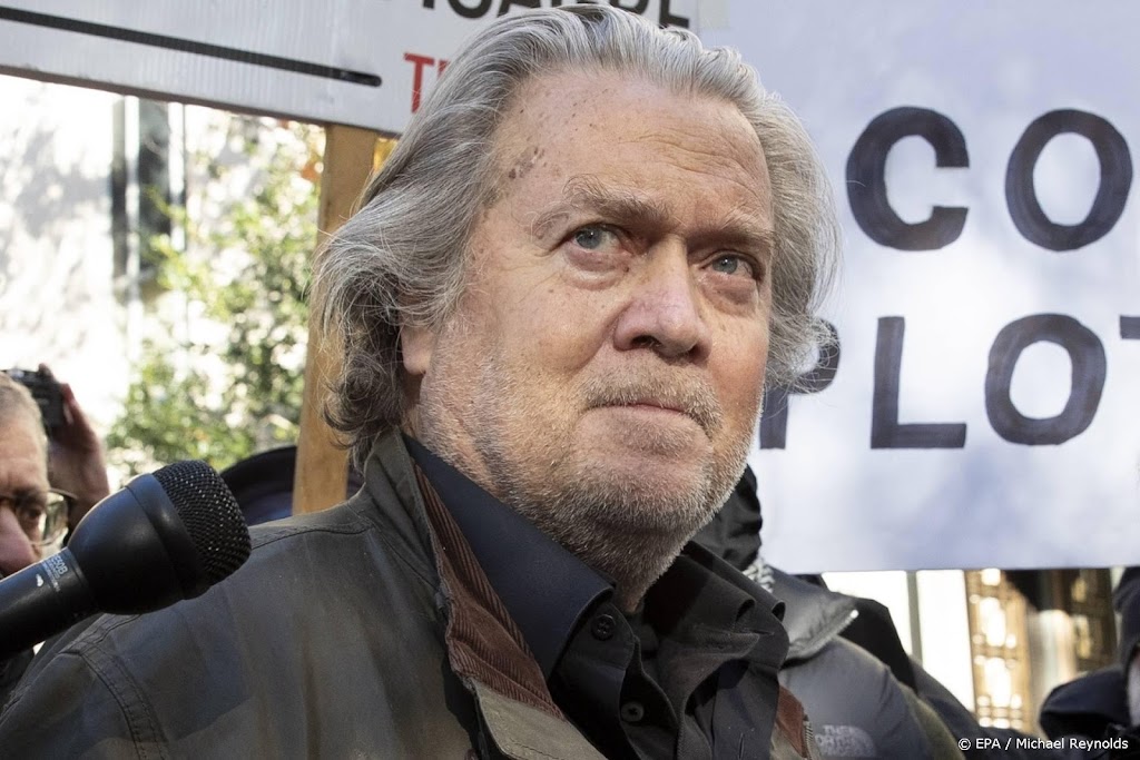 Trump-adviseur Bannon wil toch getuigen over bestorming Capitool 