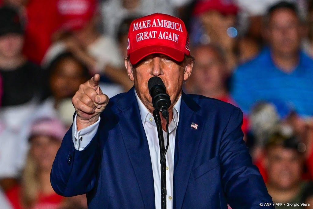 Trump gaat tekeer tegen Biden in eerste speech na debat