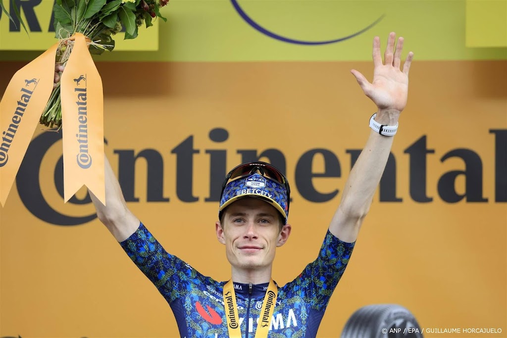 Etappezege in Tour betekent heel veel voor emotionele Vingegaard 