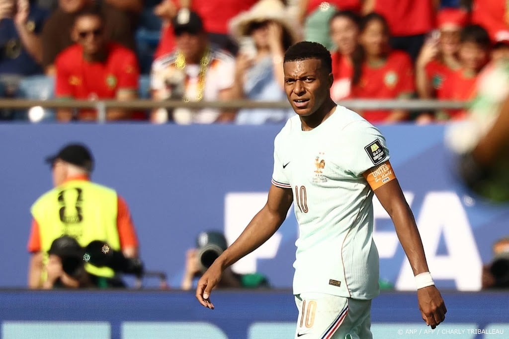 Mbappé stelt Fransen gerust na wissel tijdens WK-zege op Marokko
