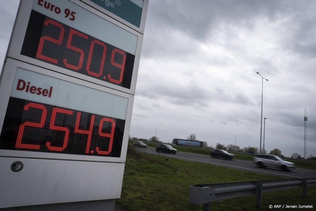 Prijzen aan de pomp lopen verder op door spanningen VS en Iran