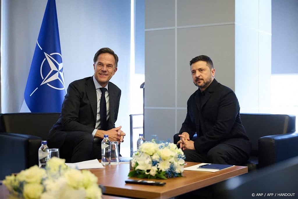 Zelensky en Rutte maandag bij Oekraïne-overleg in Parijs