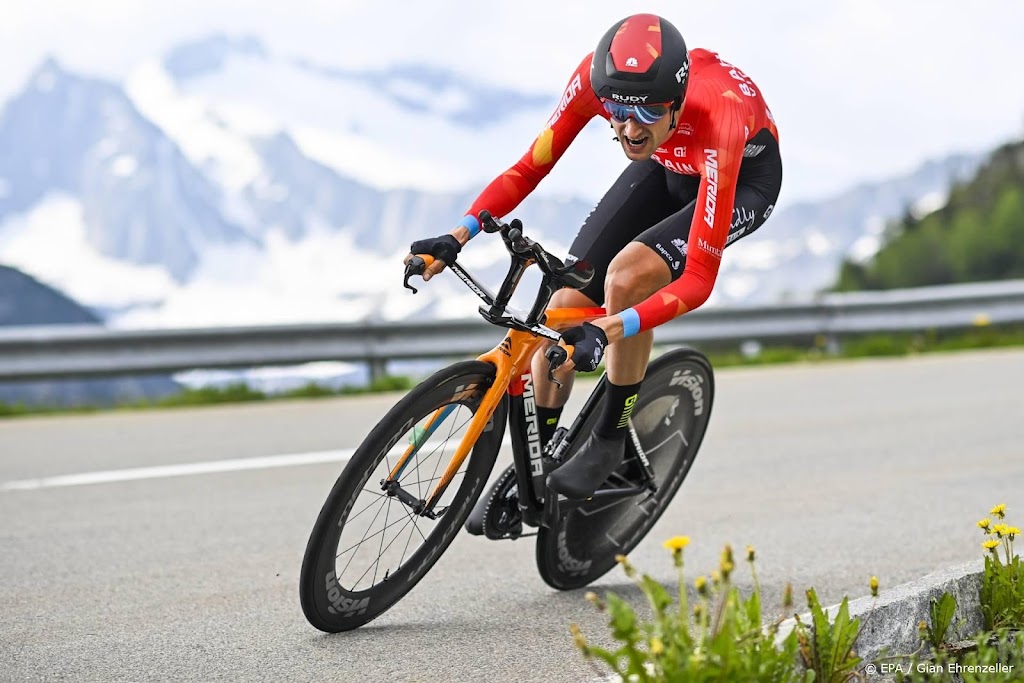 Poels met sterk team van Bahrain naar Vuelta 