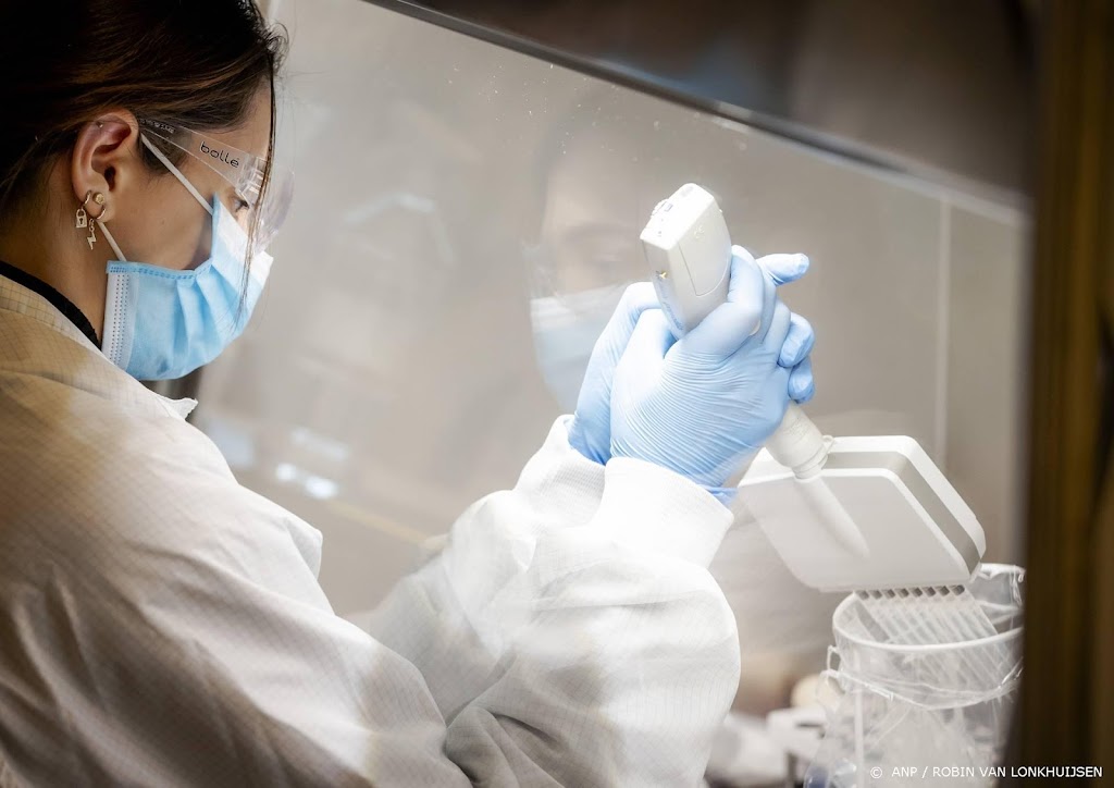 Aantal nieuwe coronagevallen daalt minder snel dan vorige weken