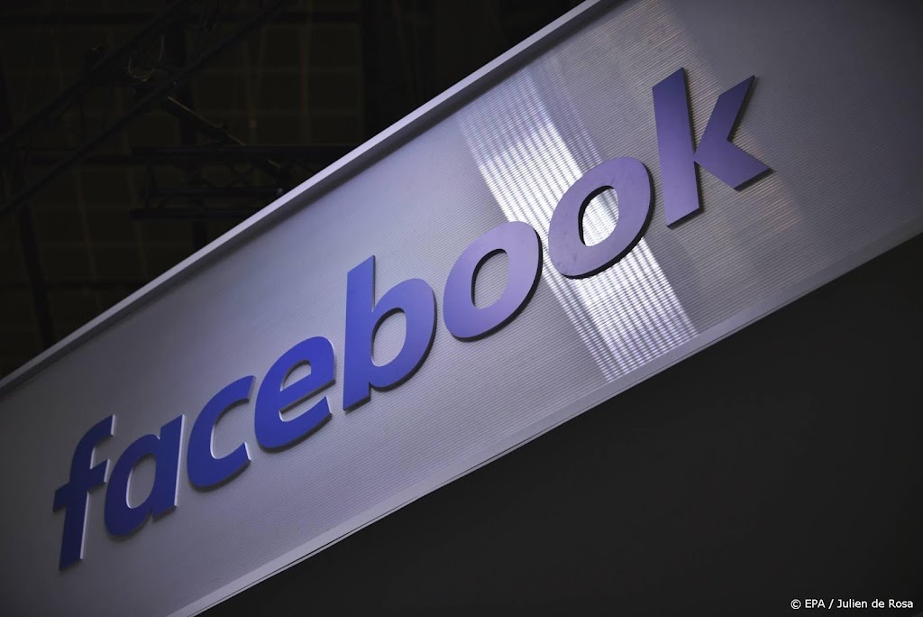 Onderzoek laat daling Facebook-gebruik onder tieners zien