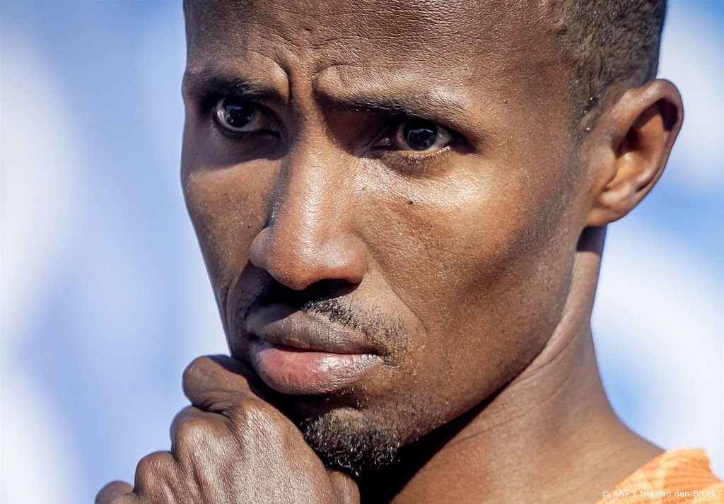 Nageeye stort in slotfase olympische marathon in, goud voor Tola