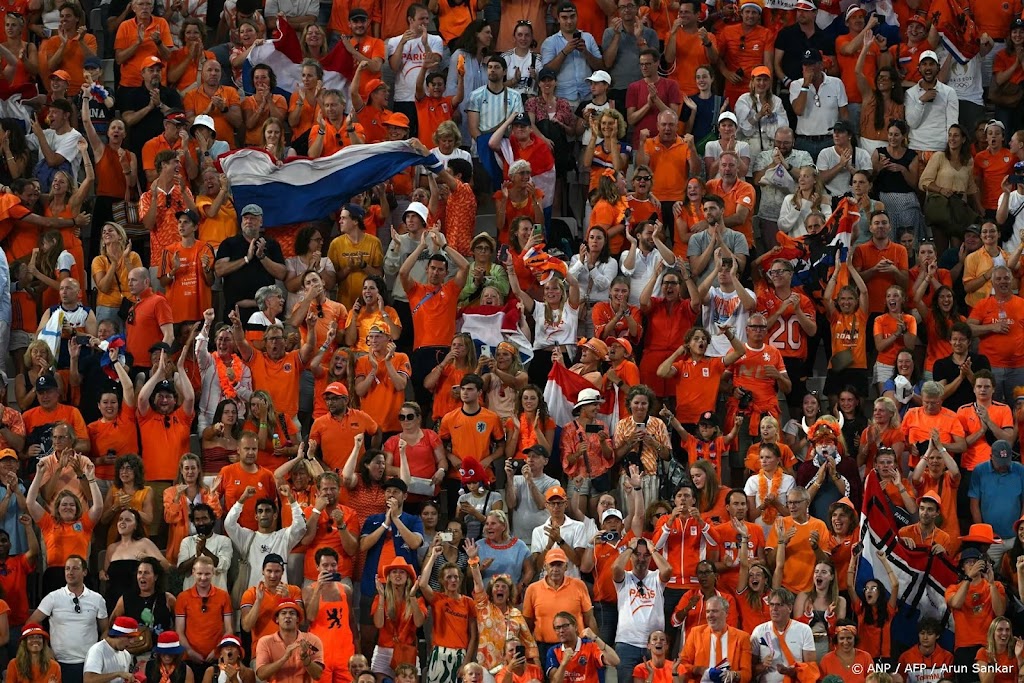 Nederlandse sporters genieten van sfeer op Spelen en het oranje