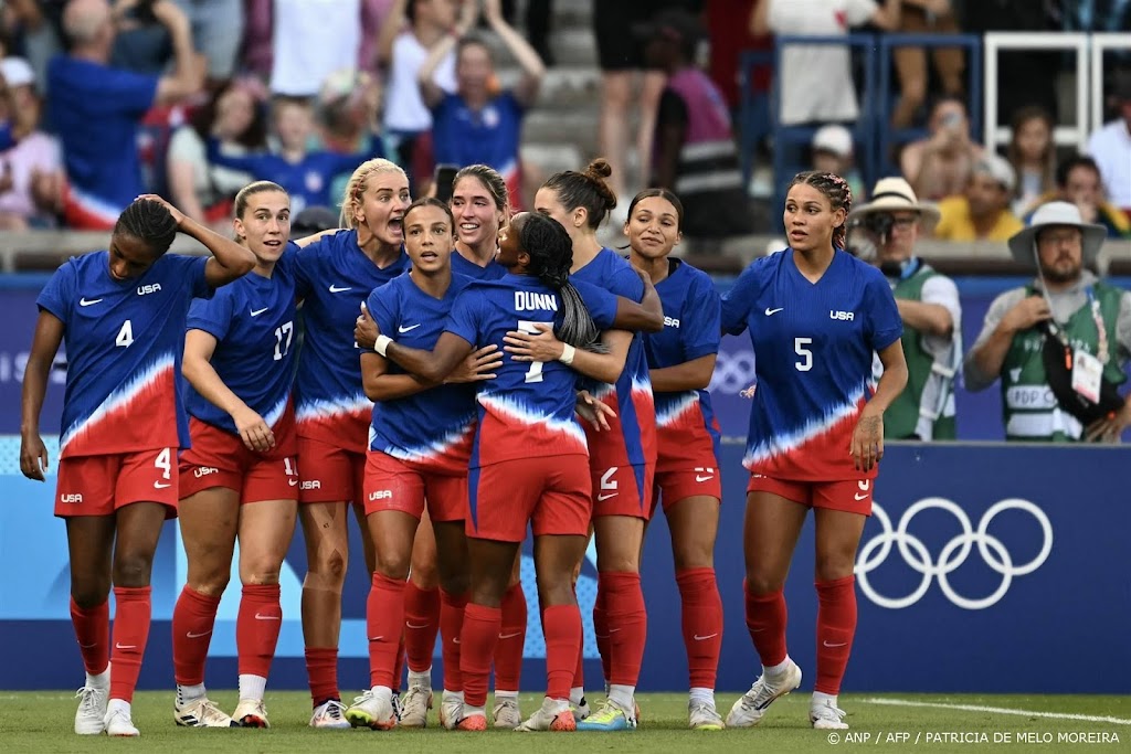Goud voor voetbalsters Verenigde Staten bij afscheid Marta