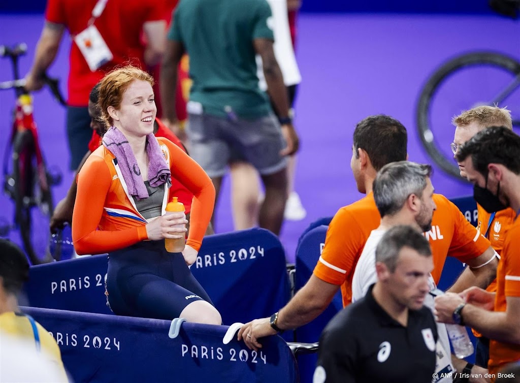Baanrenster Van de Wouw ook op sprint op koers voor medaille