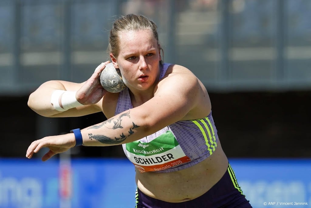 Schilder met één rake stoot naar EK-finale kogelstoten 