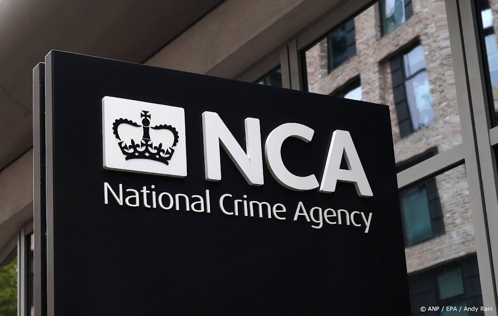 Celstraf voor Brit die ruim honderd meisjes online misbruikte