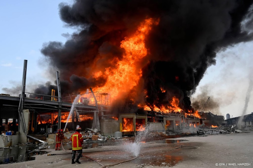 Grote brand in haven Beiroet