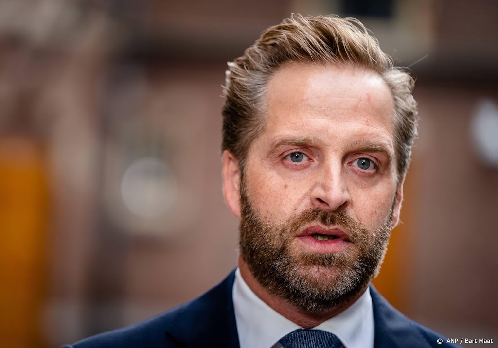 De Jonge waakt voor bitterheid en navelstaren op CDA-congres