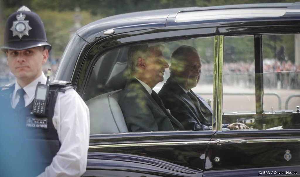 Charles uitgeroepen tot koning van Canada
