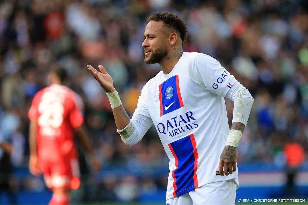 Neymar helpt Paris Saint-Germain langs Stade Brest