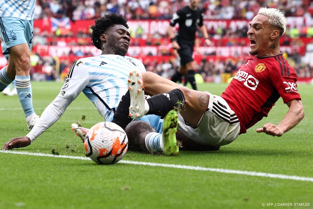 Antony na beschuldiging voorlopig afwezig bij Manchester United