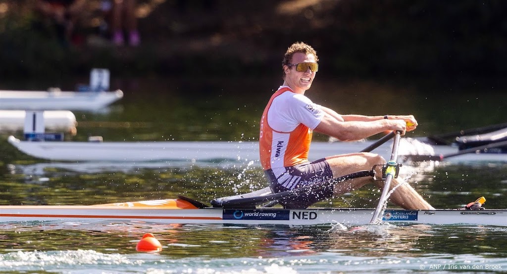 Van Dorp verrast op WK roeien met zilveren plak in de skiff