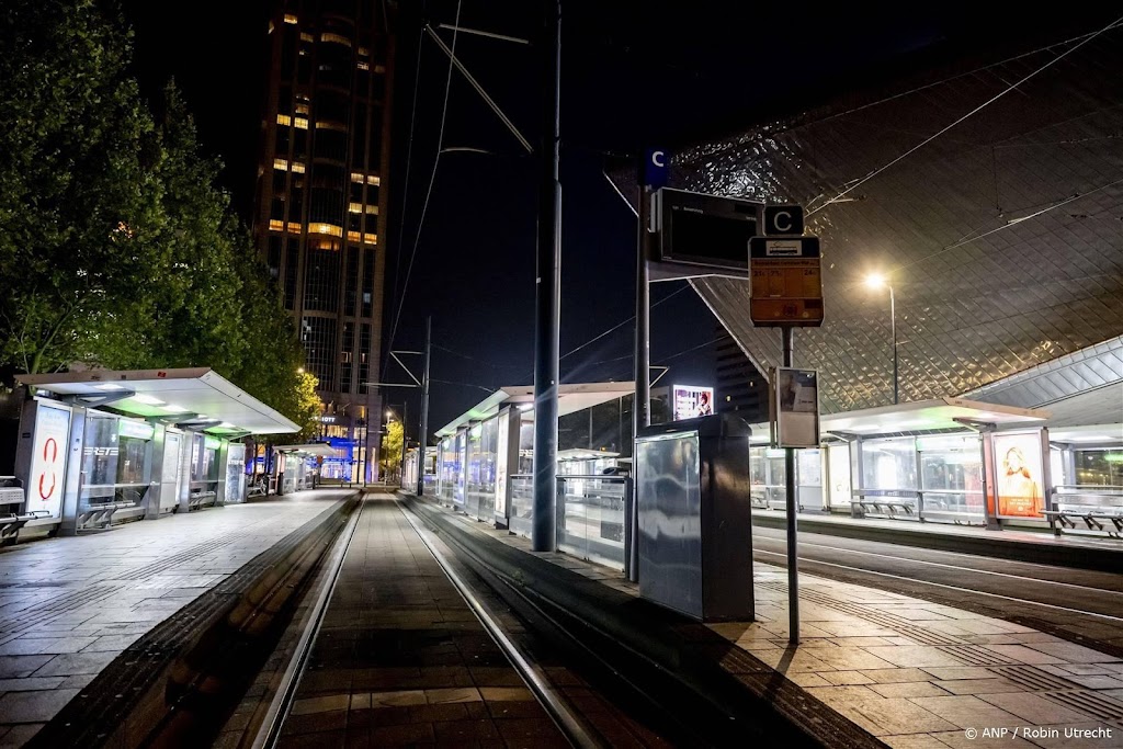 Geen metro's, trams en stadsbussen in grote steden door staking