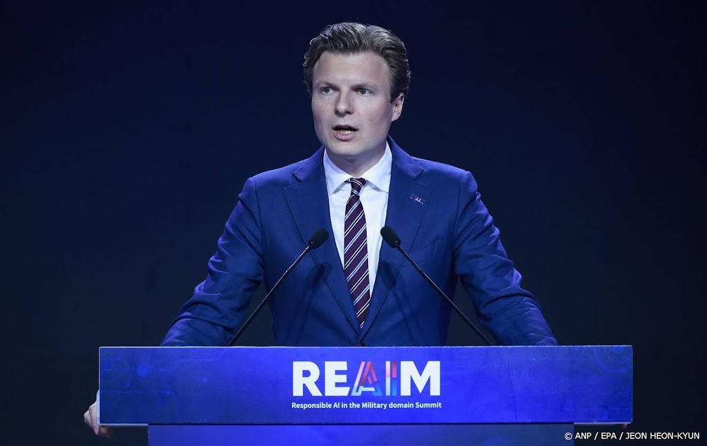 Brekelmans (Defensie) wil bijdragen aan stabiliteit Verre Oosten
