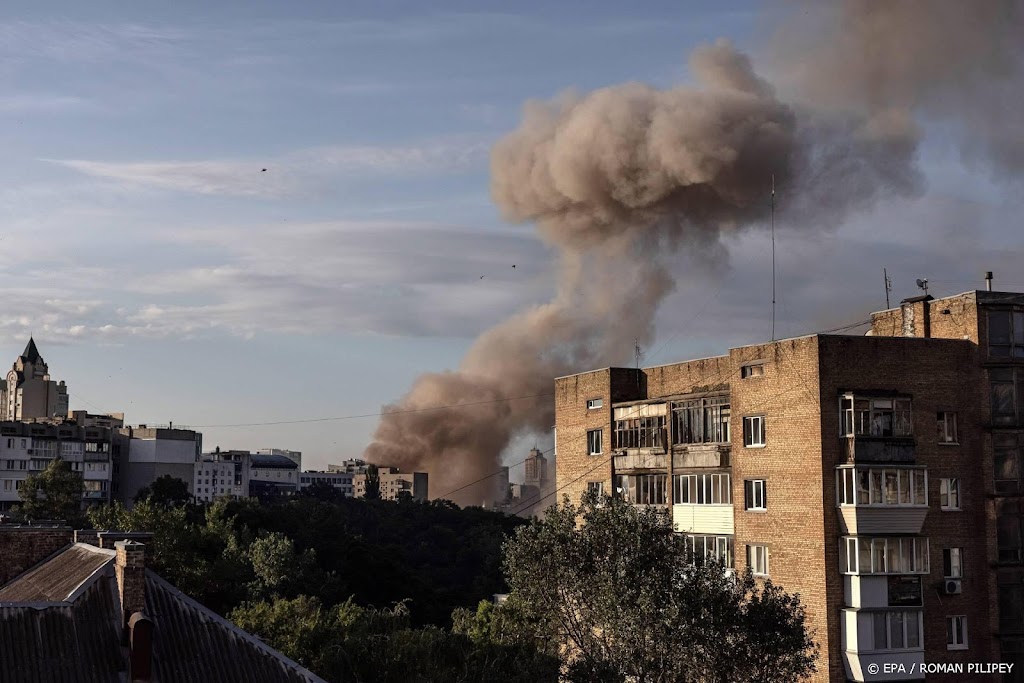 Raketaanvallen op Oekraïense steden, doden en gewonden in Kiev