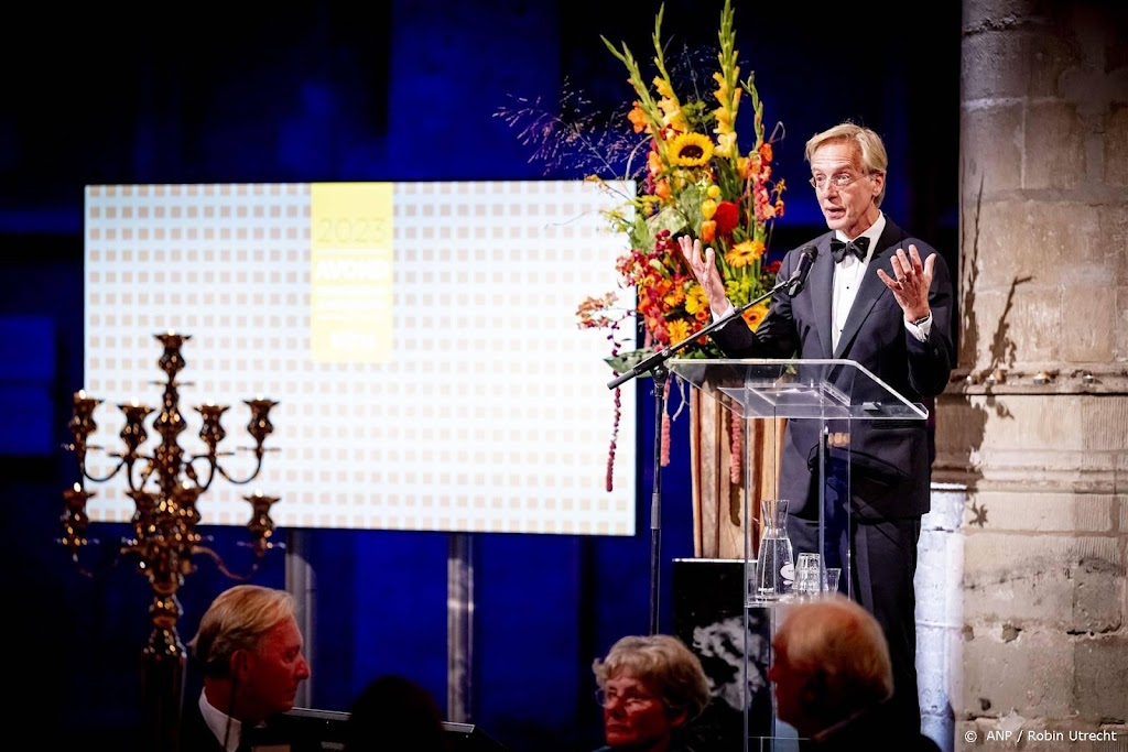 Minister Dijkgraaf: onderwijsstage vaak onbetaald, moet anders