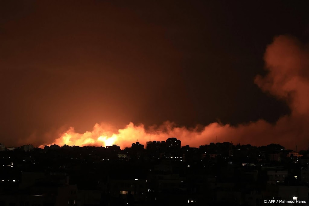 Meer dan 900 doden door Israëlische aanvallen op Gazastrook 