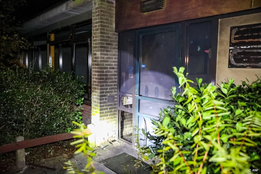 Nachtopvang Ugchelen kan vrijdag niet open door explosieschade