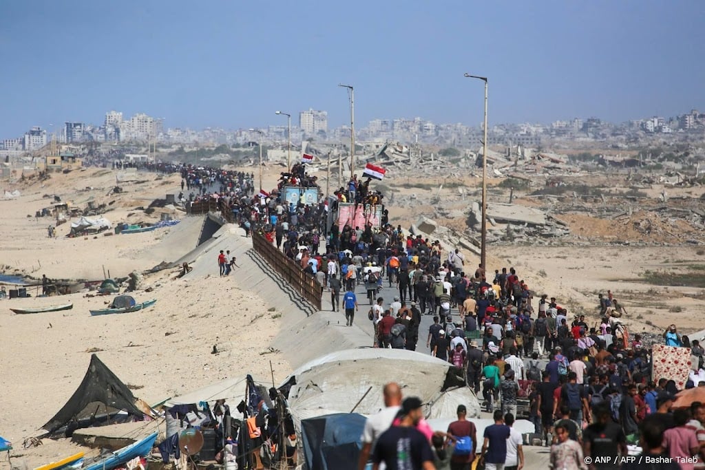 Israël roept Palestijnen op uit de buurt van het leger te blijven