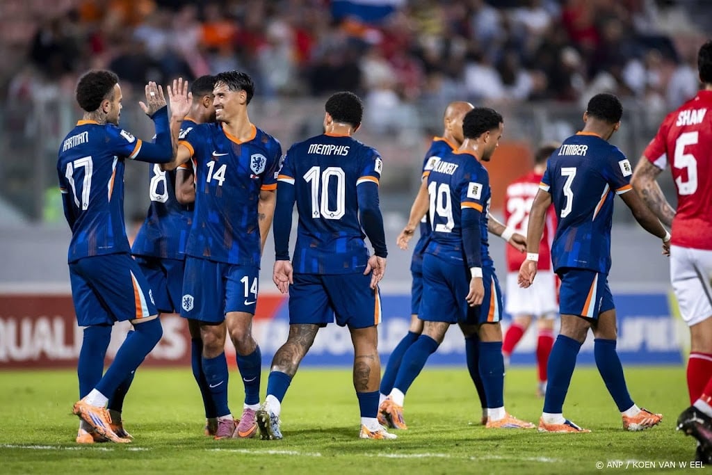 Oranje richt vizier met wisselspelers op Finland  