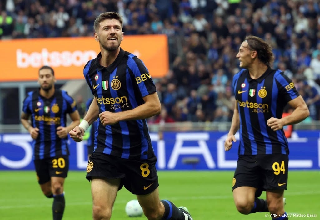 Internazionale na een helft al klaar met Parma