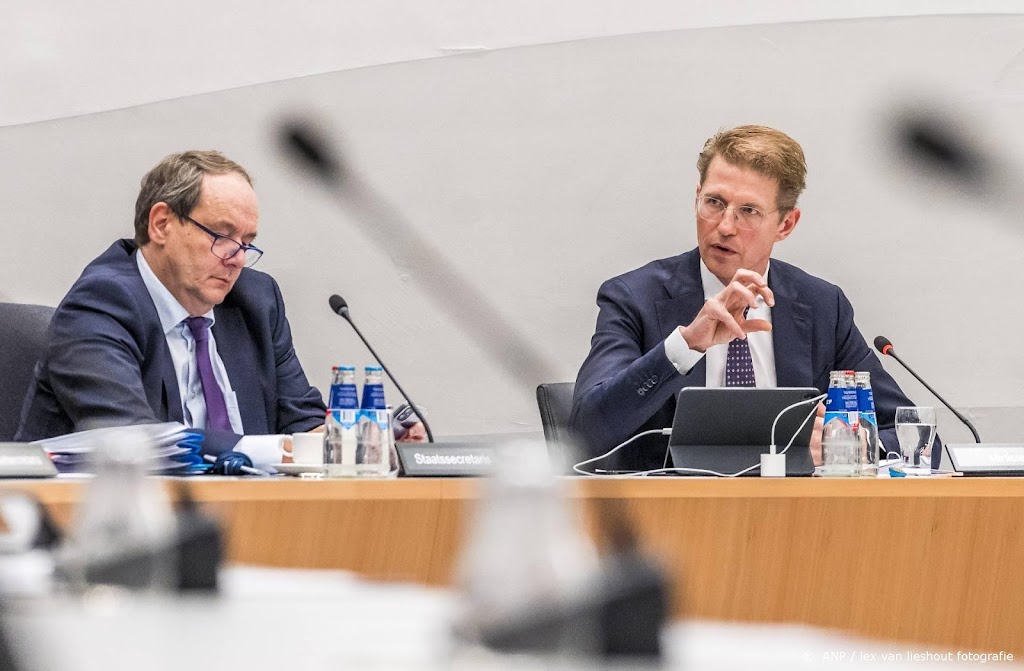 Kabinet vraagt Kamer nog niet te laten stemmen over belastingwet