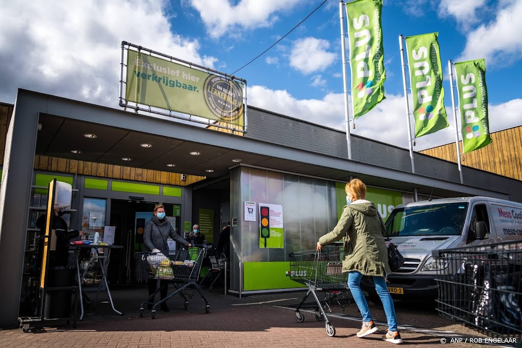 PLUS roept appeltaarten terug om mogelijk hard plastic