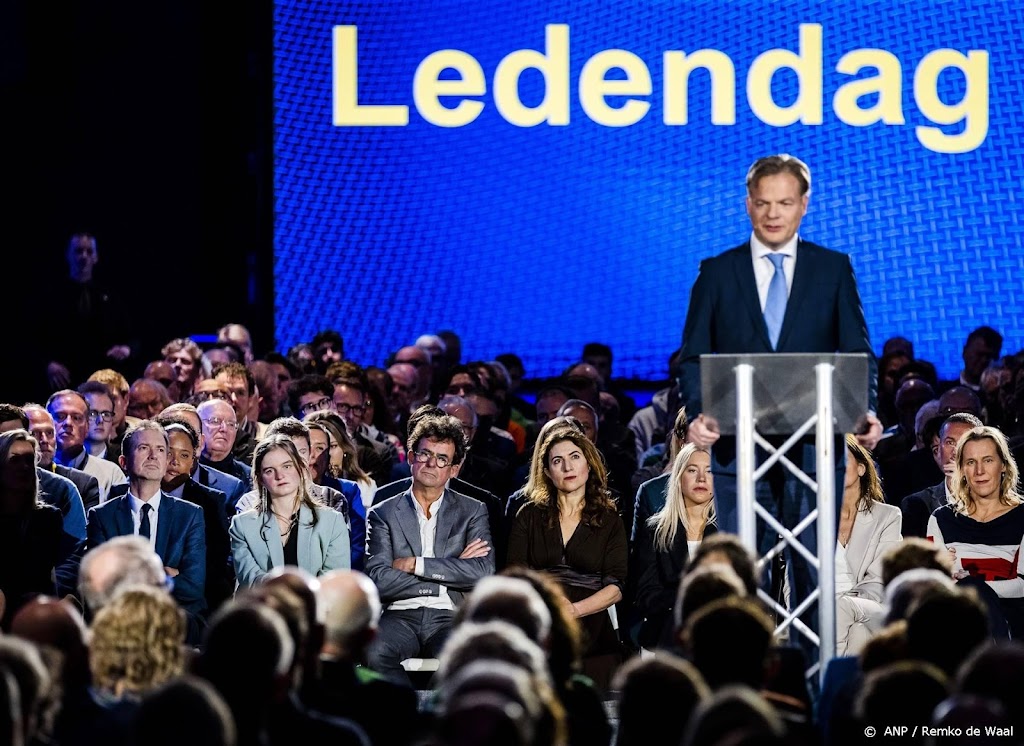 Leden ontvangen Omtzigt enthousiast, maar 'het is geen messias'