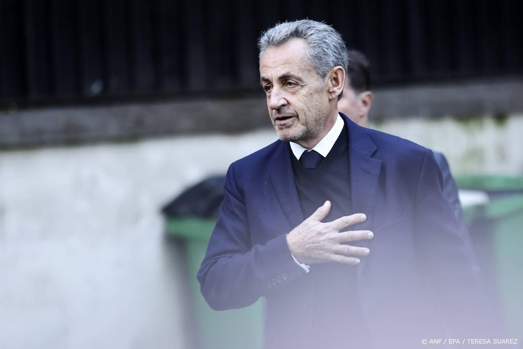 Franse oud-president Sarkozy vrijgelaten uit gevangenis